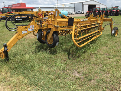 R2300 Twin Rake